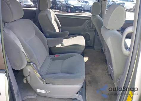 2005 Toyota Sienna Le z USA, uszkodzony, nr VIN 5TDZA23C95S380868